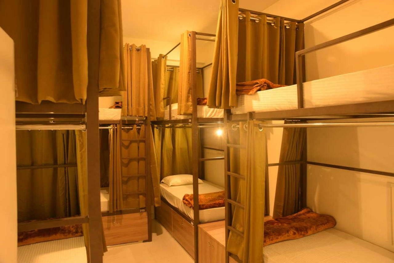 Banaras Hostel Kakarmatha Bagian luar foto